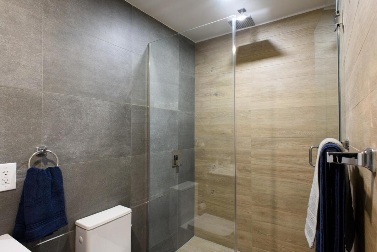 1597-9 Renovated Prime Ues Wd In Unit Appartement